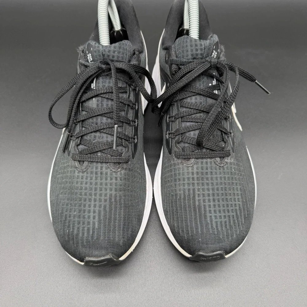 Size 8- Nike‎ Air Zoom Pegasus 39 Women's Black
